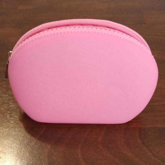 Pisidia Eco Friendly Silicone Makeup Bag 💄🛍️ - Picture 1 of 4